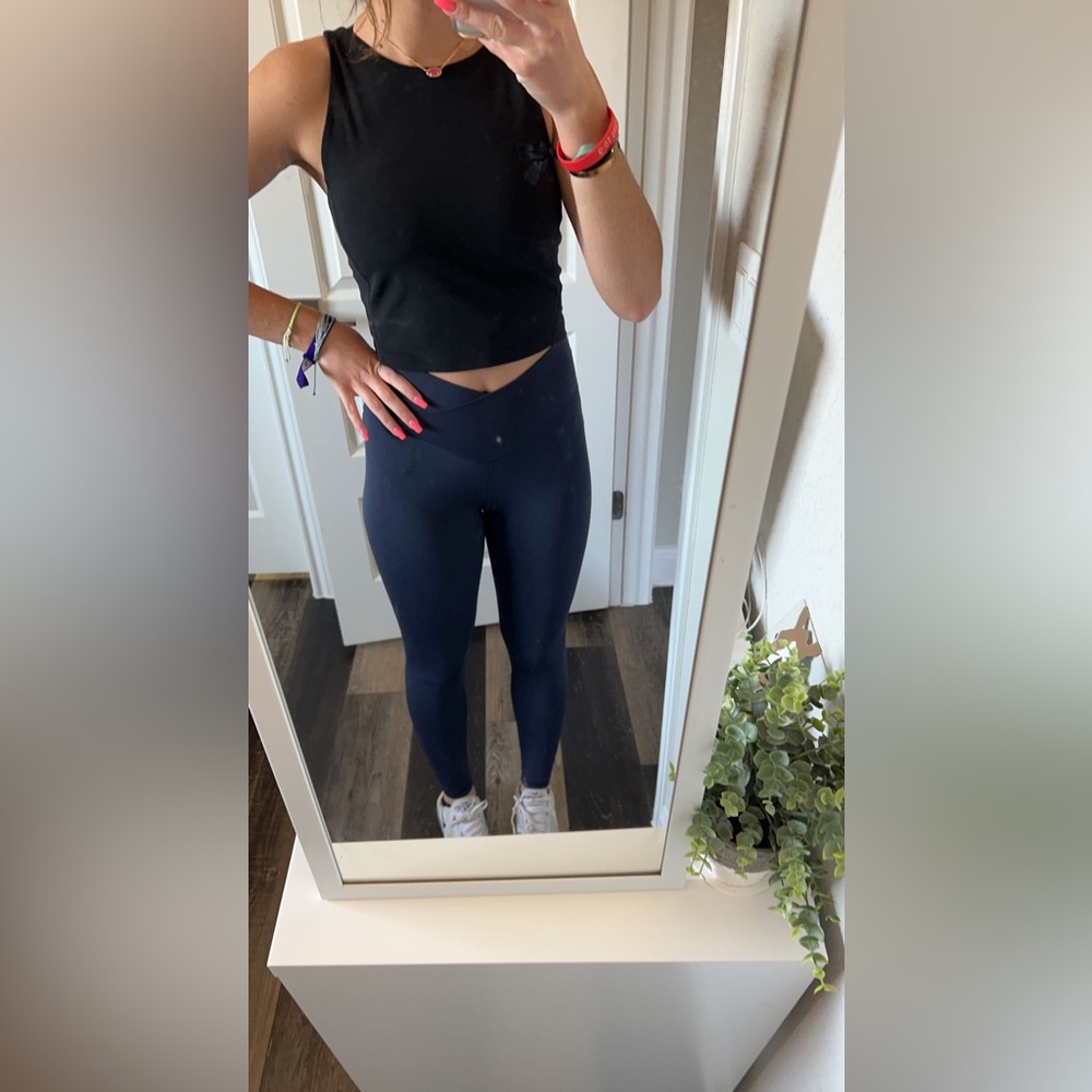 LULULEMON ALIGN TANK!!